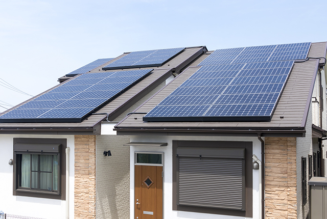 自宅の太陽光発電システムからも蓄電できる「連係型」